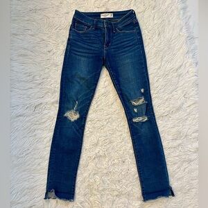 Abercrombie & Fitch Dark Blue Ripped Super Skinny• Mid Rise Jeans